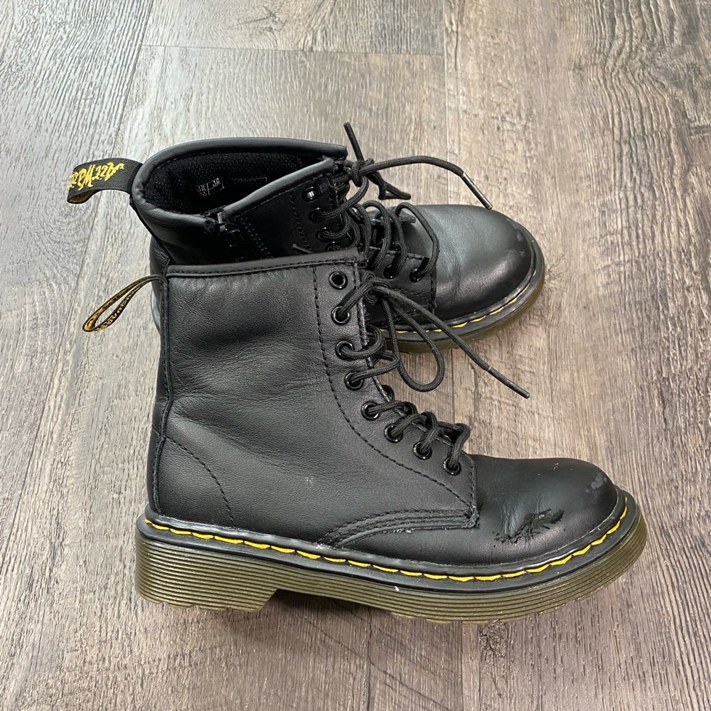 DR. MARTENS Leather Girls Boots - Picture 3 of 7